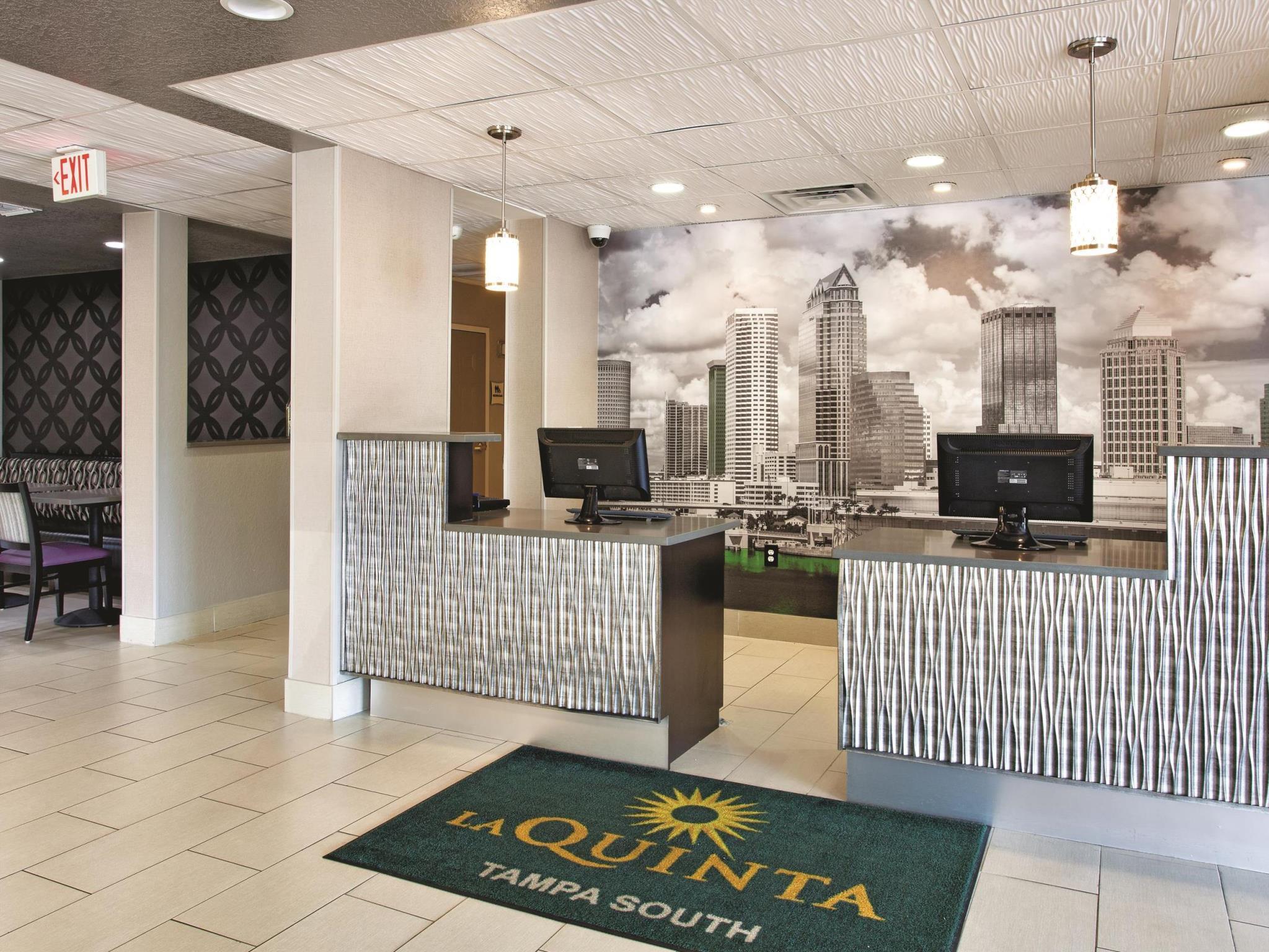 La Quinta By Wyndham Tampa Bay Area-Tampa South Hotell Exteriör bild