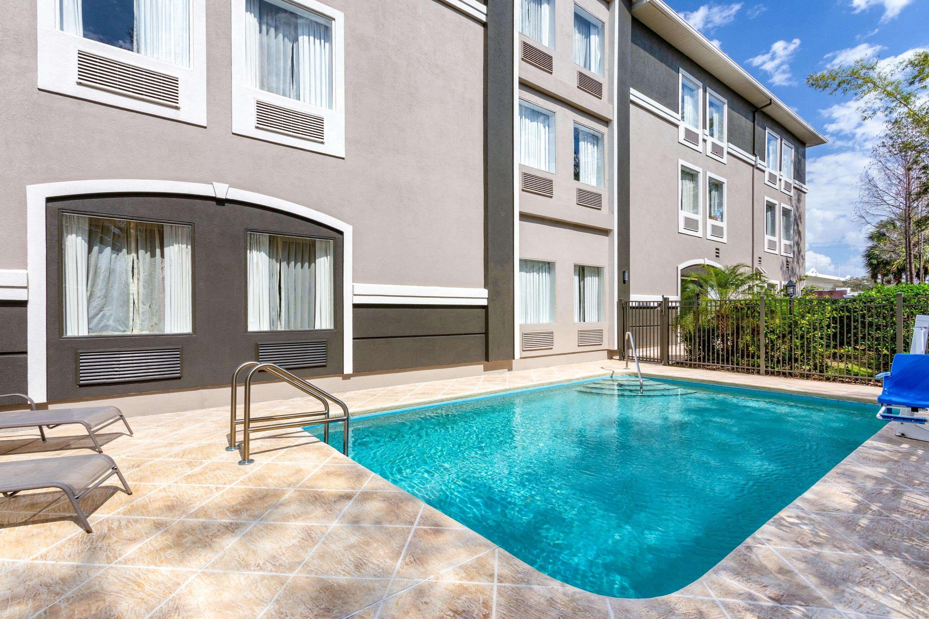 La Quinta By Wyndham Tampa Bay Area-Tampa South Hotell Exteriör bild