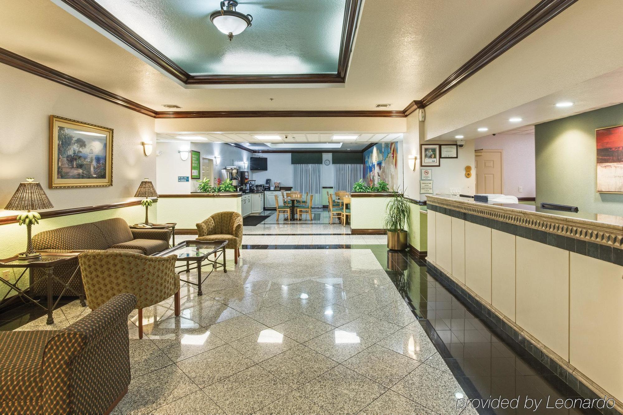 La Quinta By Wyndham Tampa Bay Area-Tampa South Hotell Exteriör bild