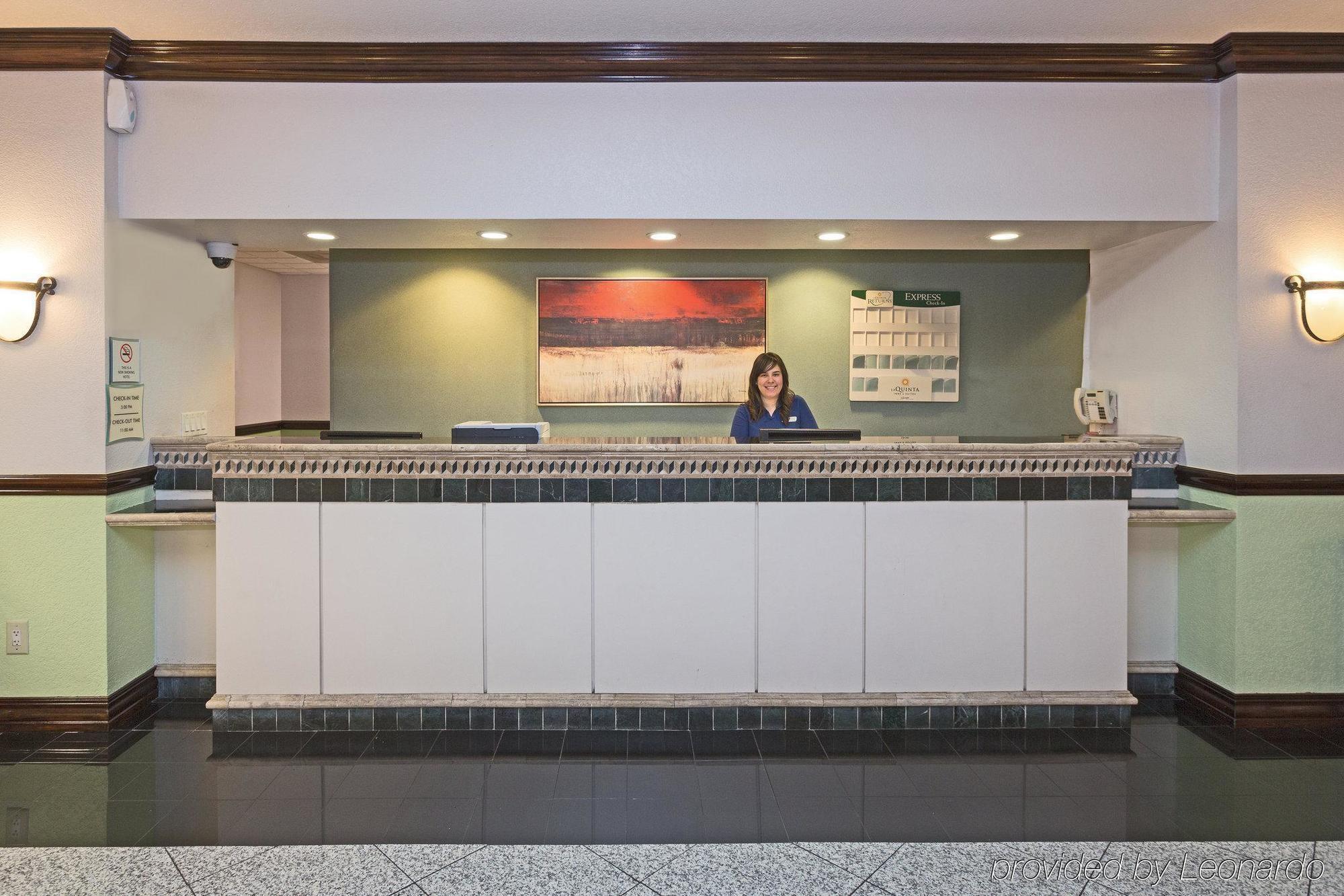 La Quinta By Wyndham Tampa Bay Area-Tampa South Hotell Exteriör bild