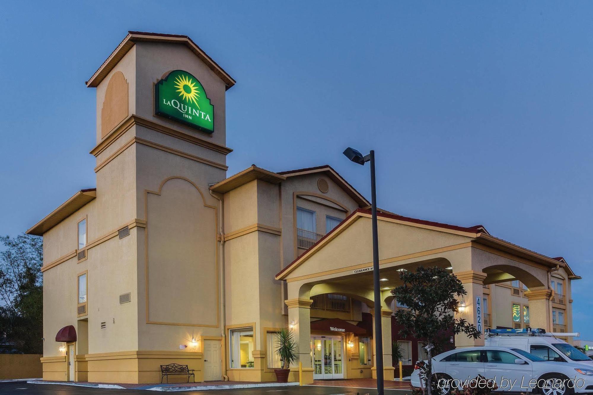 La Quinta By Wyndham Tampa Bay Area-Tampa South Hotell Exteriör bild